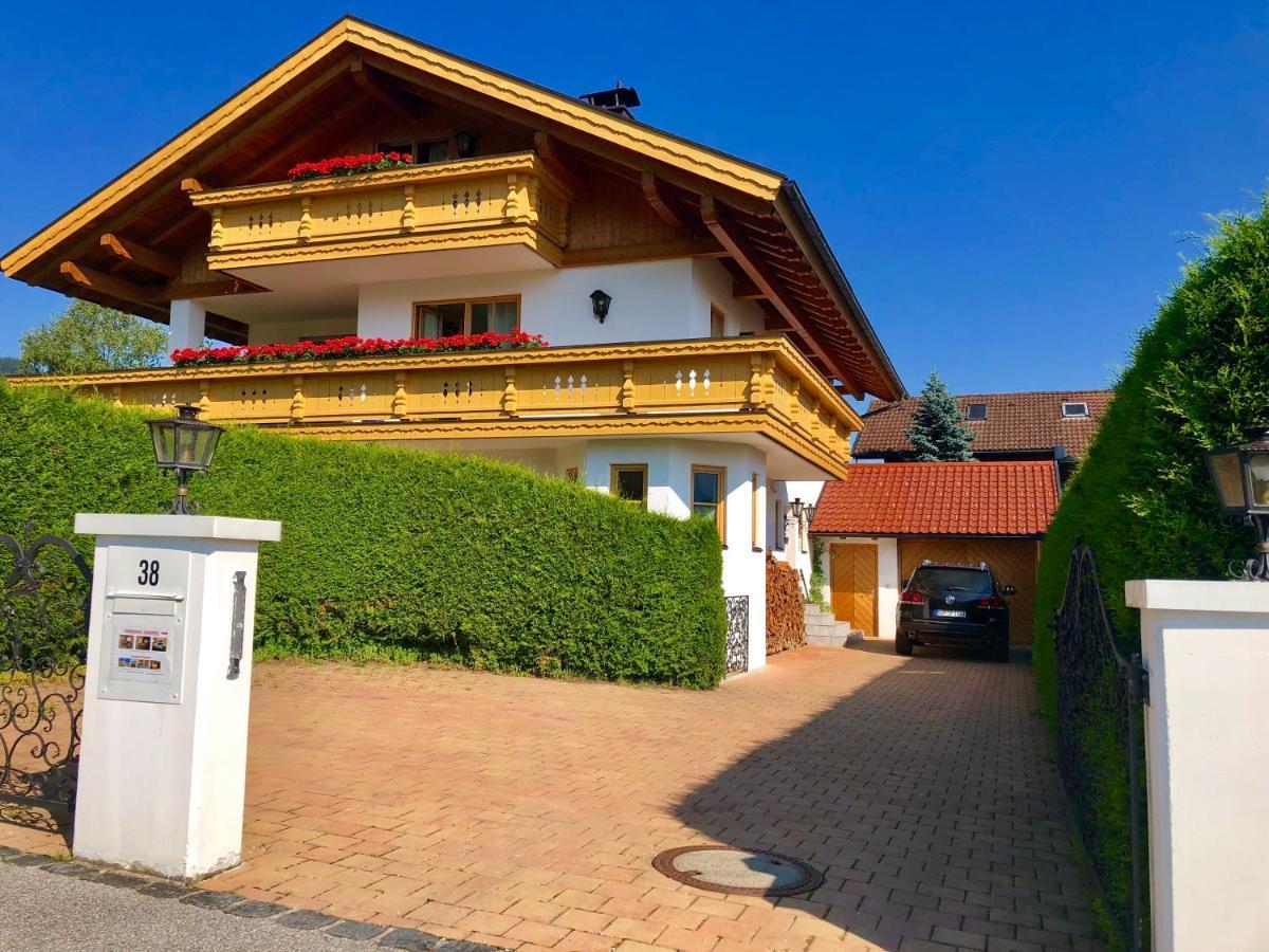 Ferienwohnung Mit Bergblick Unterammergau Bagian luar foto