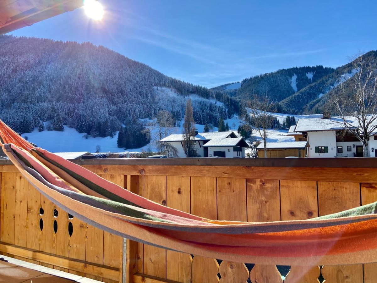 Ferienwohnung Mit Bergblick Unterammergau Bagian luar foto
