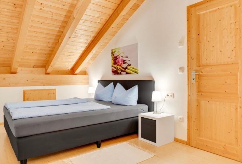 Ferienwohnung Mit Bergblick Unterammergau Bagian luar foto